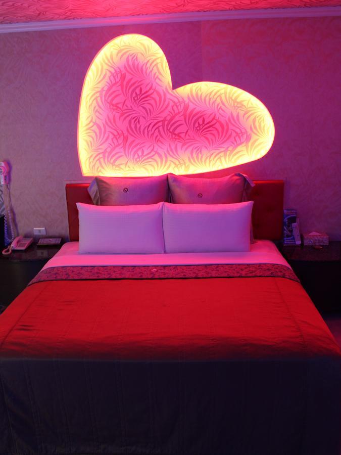 Full Moon Boutique Motel Hsinchu stad Exteriör bild